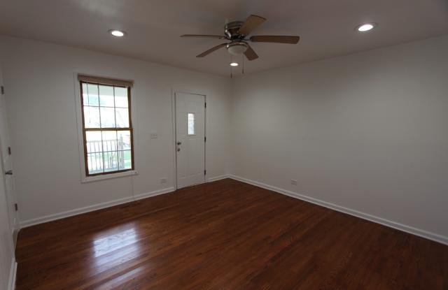 633 Whitney Boulevard Gallery 3