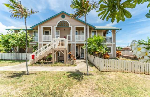 3bd/2ba upstairs unit with deck photos photos