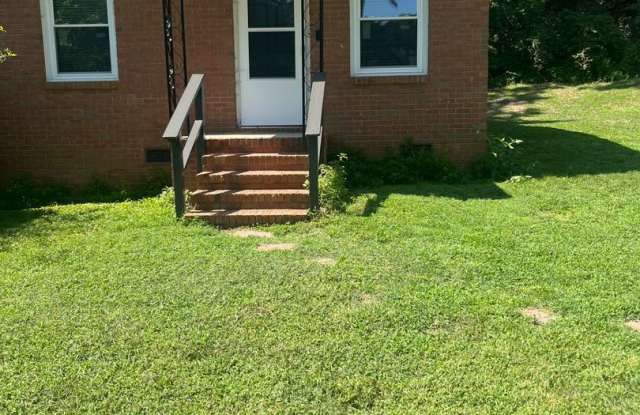 Charming Newly Renovated Duplex in Belmont – Available Now! photos photos