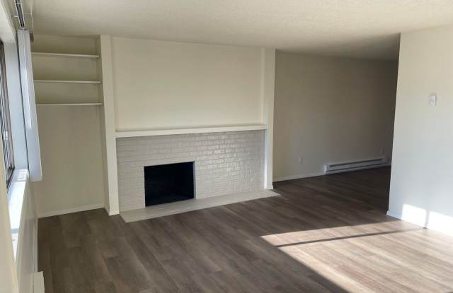 W1329-- Sundew Apartments photos photos