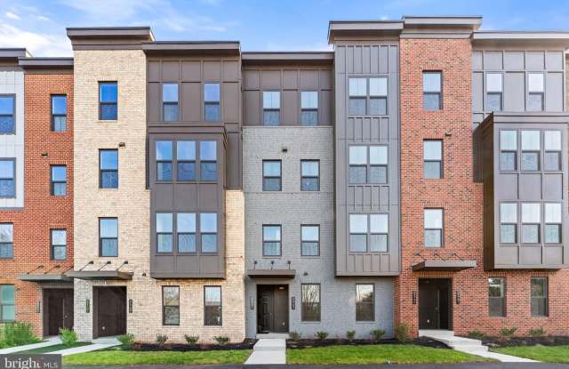 21791 EXPRESS Terrace - 21791 Express Terrace, Ashburn, VA 20147