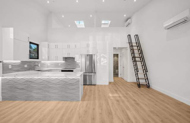 Luxury New Construction in Downtown North (Palo Alto) - 164 Tasso Street, Palo Alto, CA 94301