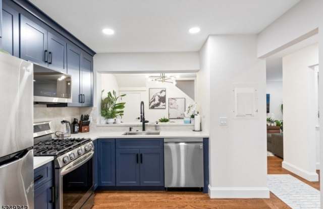 2805 Tudor Dr Gallery 3