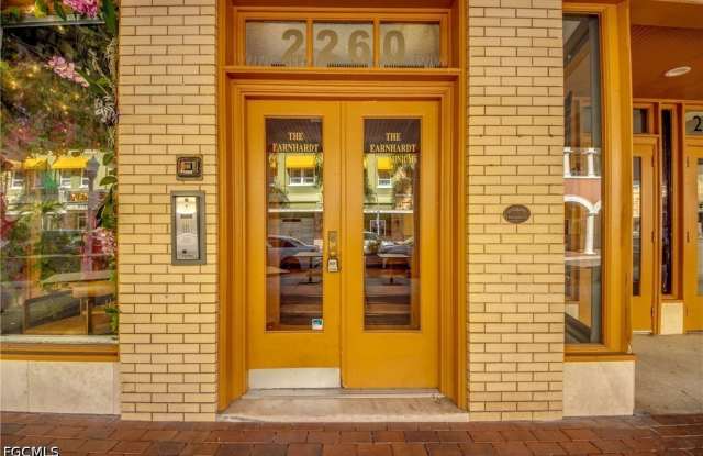 2260 1st Street Gallery 4