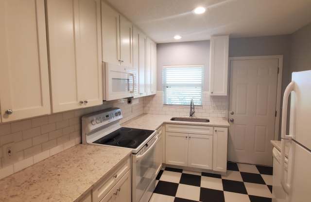 1083 WILLOWBRANCH Avenue photos photos