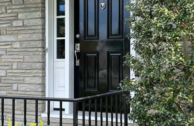 531 BROADLAWN TERRACE Gallery 4