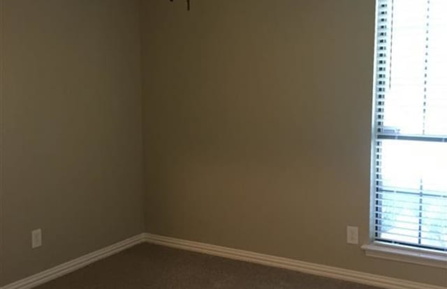 4364 Saugus Drive Gallery 4