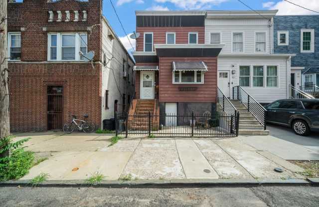138 NORTH ST photos photos