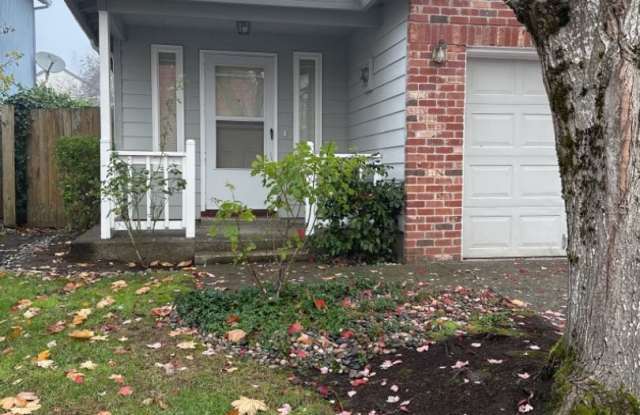 Charming 2 Bedroom Townhome photos photos