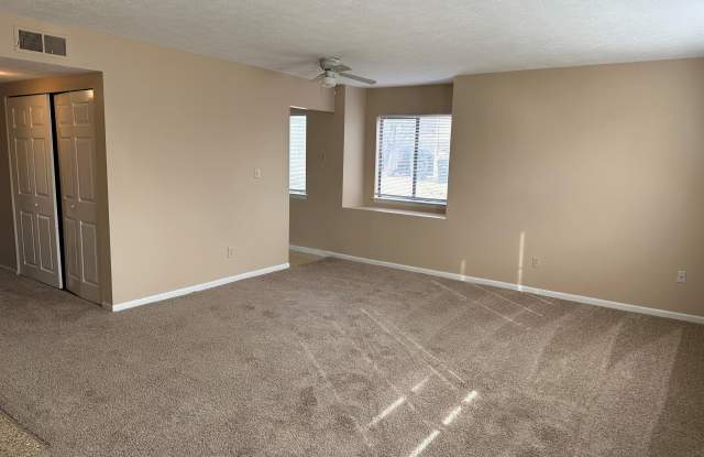 460 Lenney Drive Gallery 3