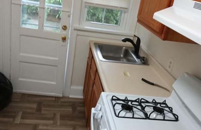 131 W 18TH ST #APARTMENT 4 Gallery 4