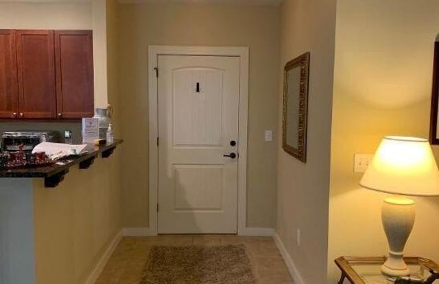 965 REGISTRY Boulevard Gallery 2