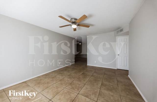 17834 North 33rd Drive Gallery 2