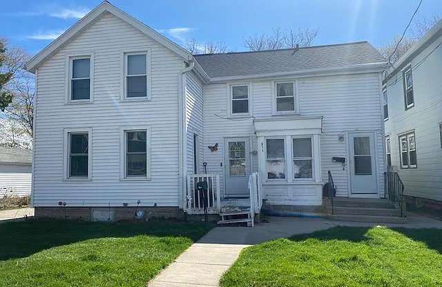 211 Fifth St photos photos