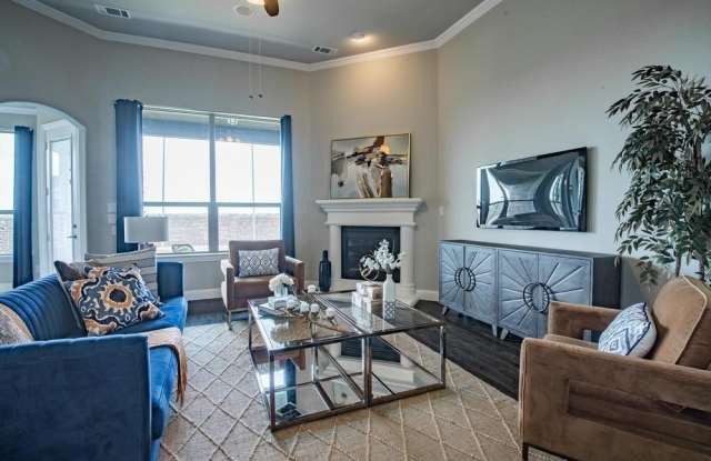 3000 Comal Court Gallery 4