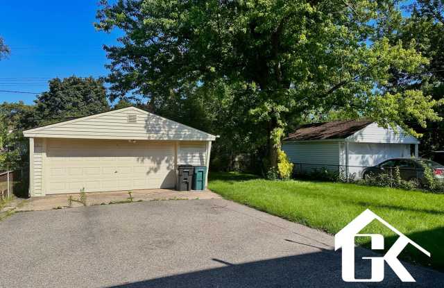 Great Location Oak Park Completely Remodeled 3 Bedroom Home Gallery 3