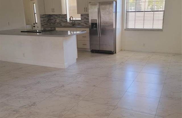 770 NE 38 R, Oakland Park, FL 33333 Gallery 3