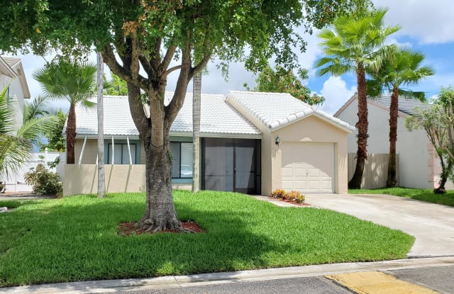 6031 Strawberry Lakes Circle - 6031 Strawberry Lake Circle, Palm Beach County, FL 33463