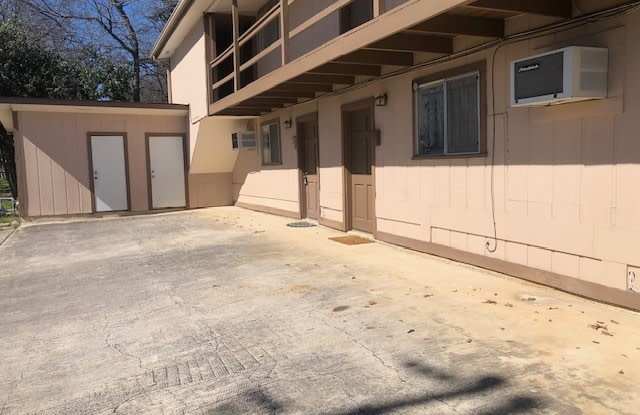 1428 Wiltshire Ave photos photos
