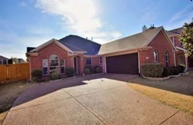 9915 Knoll Trace Way Gallery 2