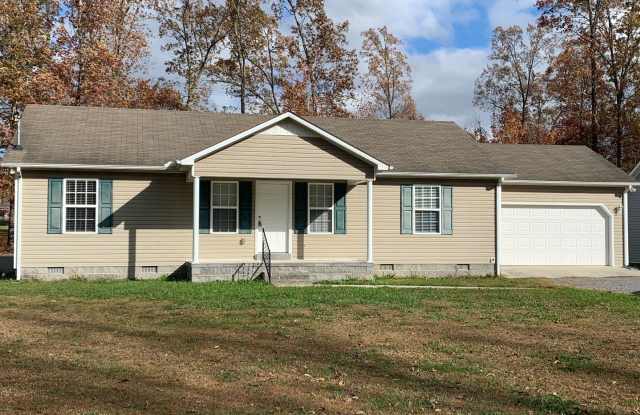 3 Bedroom, 2 Bath Home with 2 Car Garage!! - 231 Forrestwood Drive, Manchester, TN 37355