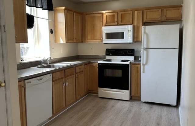 934 Rose Street - 204 photos photos