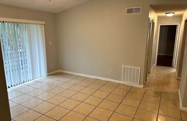 ALHAMBRA COURT CONDO Gallery 4