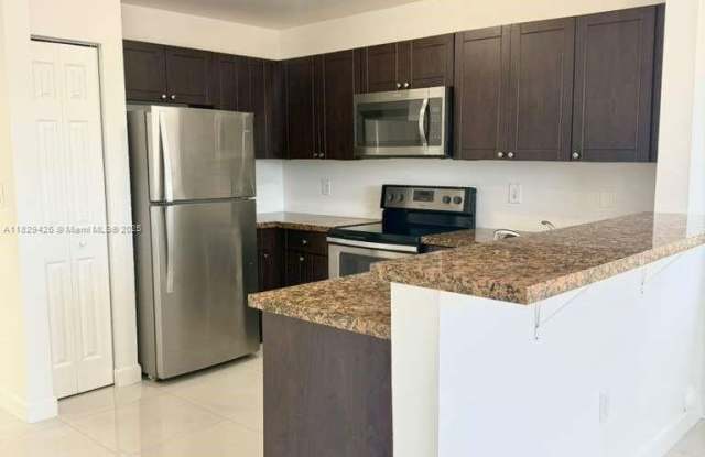 25807 SW 137th Path - 25807 Southwest 137 Path, Naranja, FL 33032