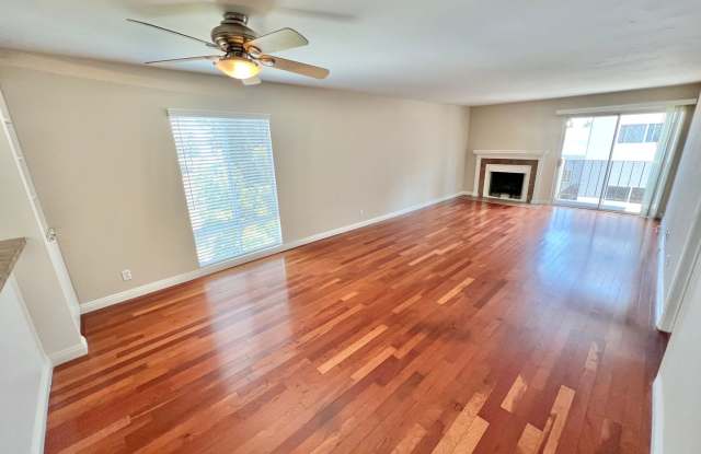 2 Bedroom Condo in the Beverly Lofts Building Gallery 3