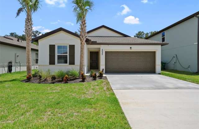 5025 Armina Pl photos photos