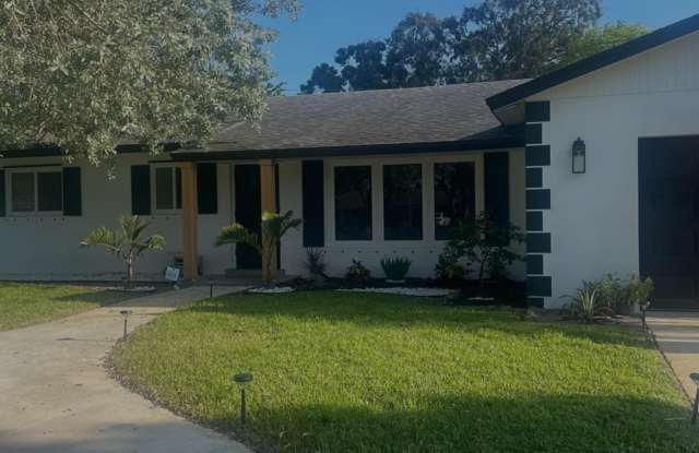 3712 Lowson Boulevard photos photos