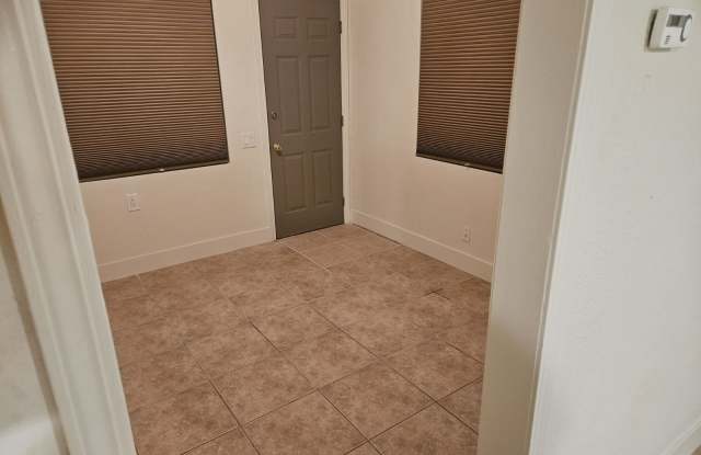 Monterey Avenue - 1323#3 Gallery 3