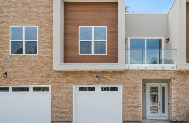 Absolutely STUNNING 3 Bed/ 4 Bath Townhouse By Southpoint! 6 month lease available photos photos