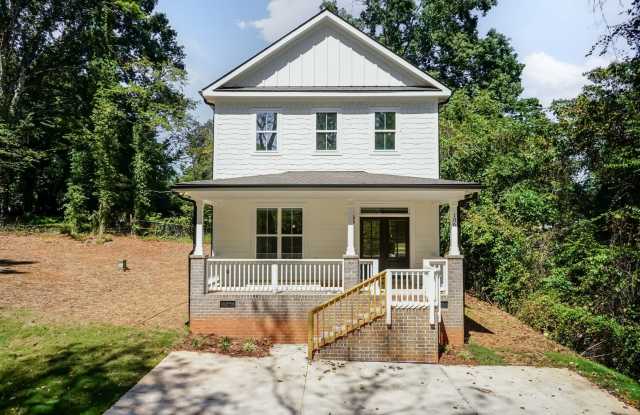 Brand New Construction Four Bedroom Home Gallery 4