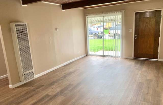 Great 3 bed 1 bath House in Richmond with Garage - COMING SOON !! photos photos