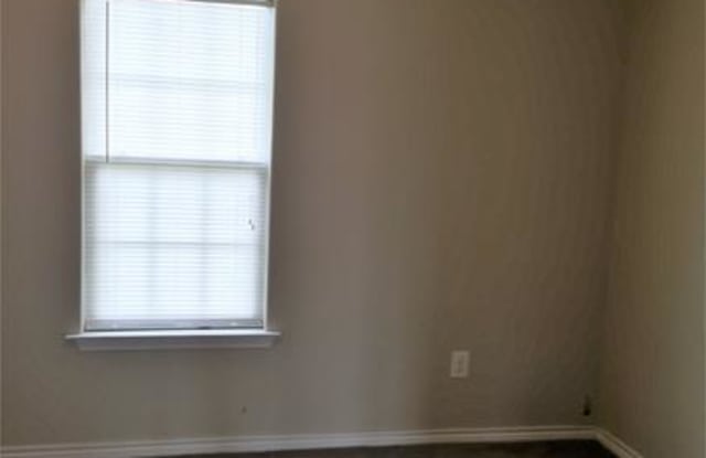 251 Tenney - I Gallery 4