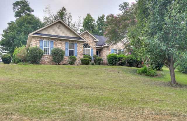 3 Bedroom 2 Bathroom Home in Grovetown photos photos