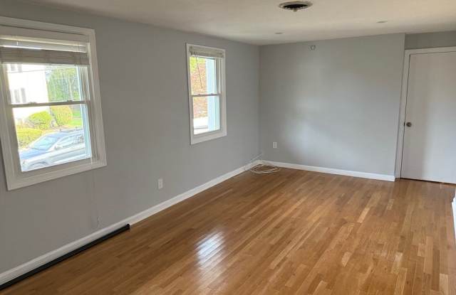 30 Elmwood Park unit: 2 photos photos