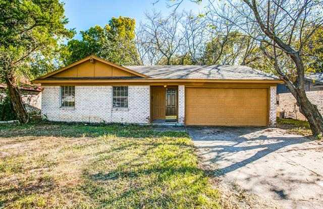 1014 Foxe Basin Drive - 1014 Foxe Basin Drive, Garland, TX 75040