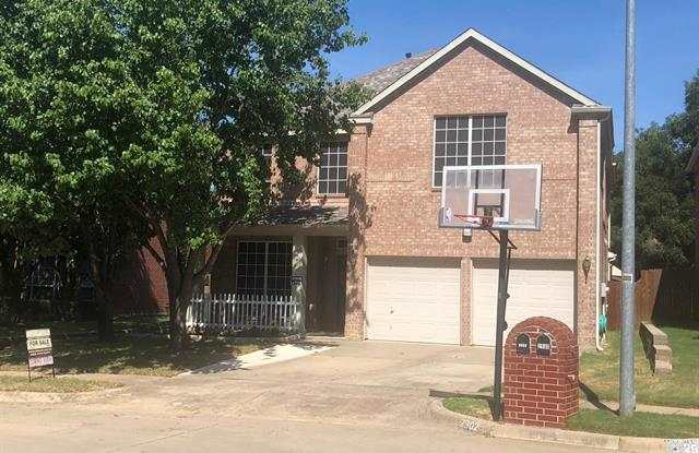 2902 Peppercorn Drive - 2902 Peppercorn Drive, Euless, TX 76039