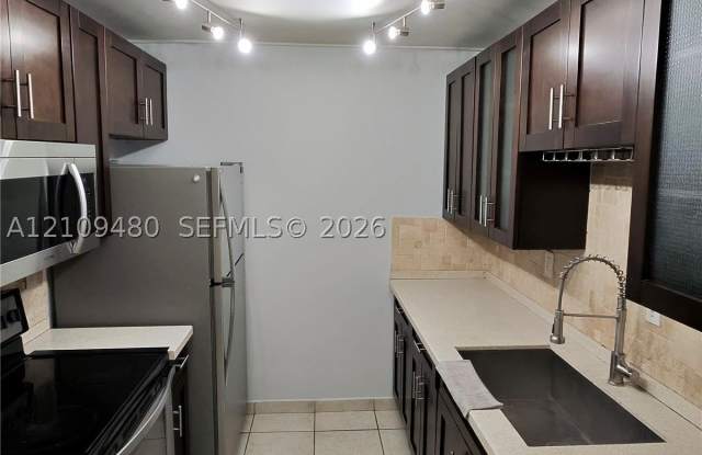 7101 Miami Lakes Dr Gallery 1