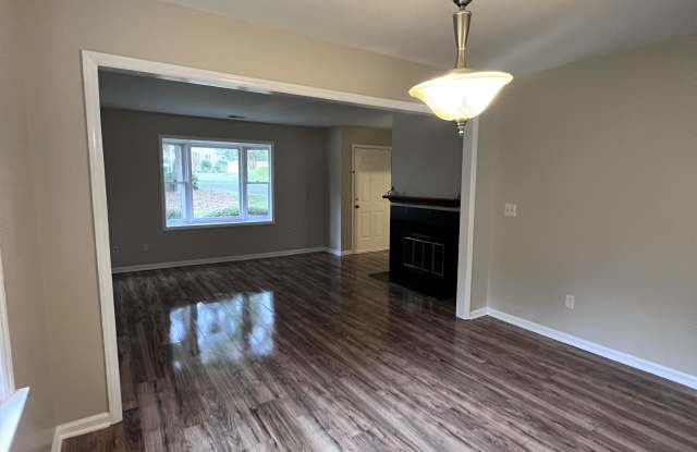 8326 Summerglen Circle Gallery 3