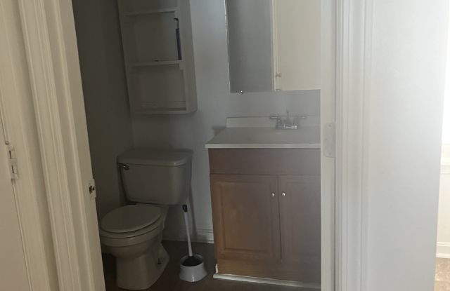1038 Logan - 2 Gallery 4