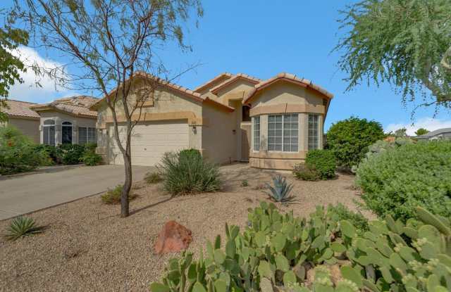 Beautiful 3 bedroom, 2 bath in great Mesa location! photos photos