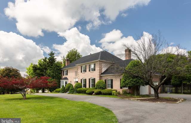 8809 SAUNDERS Lane photos photos