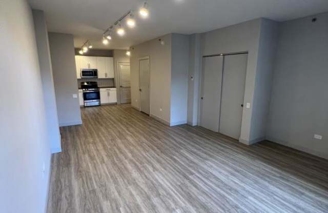 331 South Wells St. photos photos