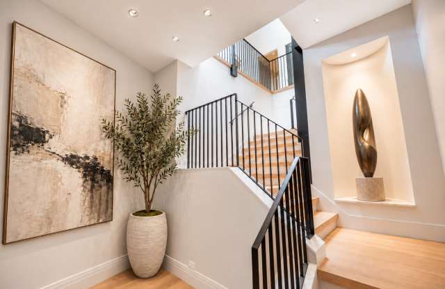 3260 N Lake Shore Drive Gallery 4