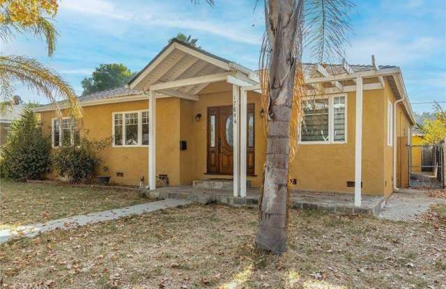 17844 Hartland Street photos photos