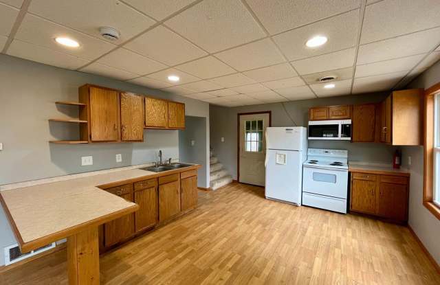 4 bed 1.5 bath single family home in Rhinelander photos photos