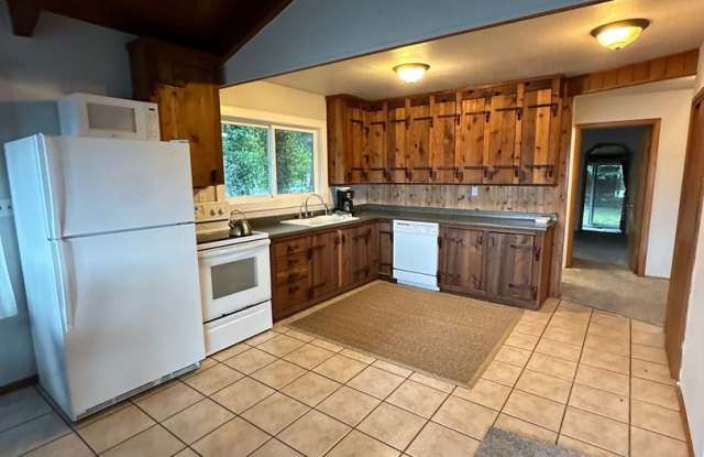 2 Bedroom House Available in Sunset Beach! photos photos